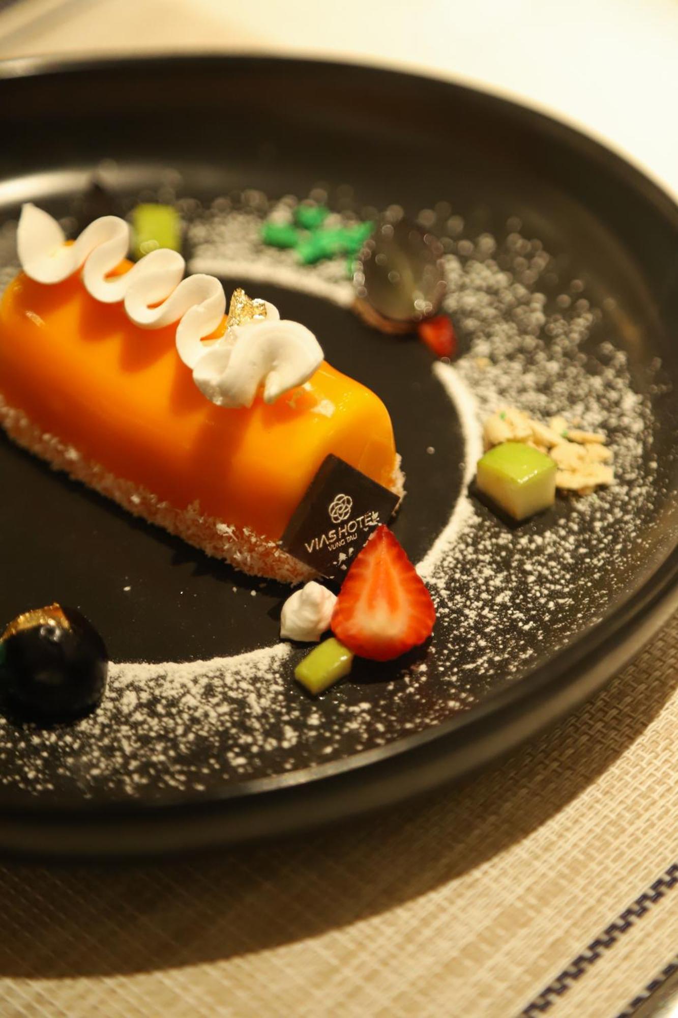 โรงแรมเวียส หวุงเต่า ภายนอก รูปภาพ A pastry from the Mandarin Oriental